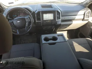 2018 Ford F-250 XL z VIN 1FT7X2B61JEB87132, wystawiony jako Copart lot #53887355 z przebiegiem 90 831 mil mil oraz Szkoda całkowita • Salvage title. Historia ofert i sprzedaży dostępna na DreamBid. Obrazek 8.