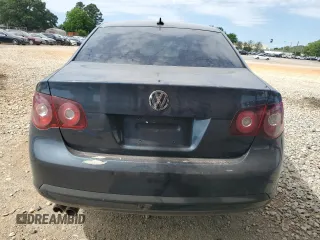 2008 Volkswagen Jetta SE z VIN 3VWRM71K98M082885, wystawiony jako Copart lot #57521515 z przebiegiem 162 641 mil mil oraz Szkoda całkowita • Salvage title. Historia ofert i sprzedaży dostępna na DreamBid. Obrazek 6.