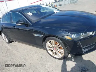 2019 Jaguar XE 25t with VIN SAJAR4FX2KCP52632, listed as a IAAI auction lot 41585317 with 1 mi miles. Bid and sale history available at carsss.com. Image 6.