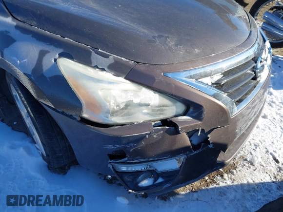 2015 Nissan Altima SL with VIN 1N4AL3AP2FN408428, listed as a IAAI auction lot 41613046 with 170,381 mi miles and . Bid and sale history available at DreamBid. Image 6.