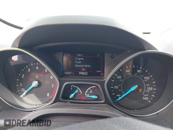 2018 Ford Escape S z VIN 1FMCU0F76JUA99595, wystawiony jako IAAI lot #42369434 z przebiegiem 19 207 mil mil oraz . Historia ofert i sprzedaży dostępna na DreamBid. Obrazek 7.