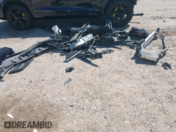 2021 Audi Q8 Premium Plus z VIN WA1EVAF14MD003053, wystawiony jako IAAI lot #41854362 z przebiegiem 32 412 mil mil oraz . Historia ofert i sprzedaży dostępna na DreamBid. Obrazek 12.