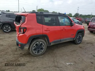 2015 Jeep Renegade Trailhawk with VIN ZACCJBCT5FPB27437, listed as a Copart auction lot 64031865 with 106,479 mi miles and Clean title. Bid and sale history available at DreamBid. Image 3.