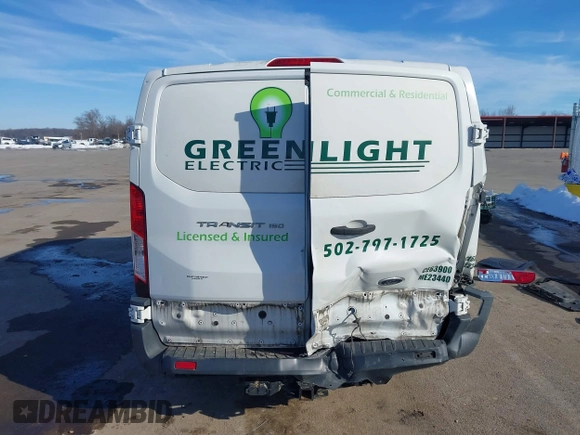 2017 Ford Transit с VIN 1FTYE1YM1HKA37236, выставлен на аукционе IAAI как лот 41353640 с пробегом Не указан миль и . История ставок и продаж доступна на DreamBid. Изображение 17.