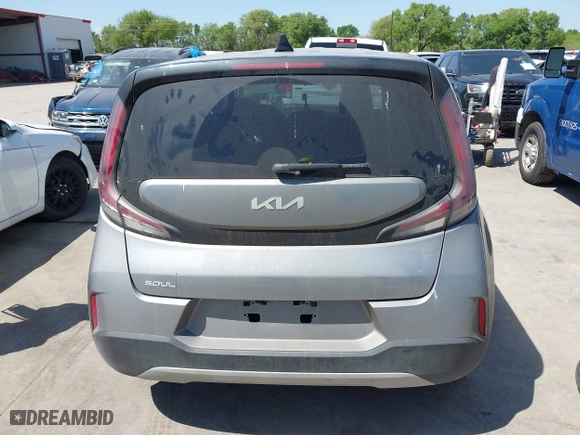 2024 Kia Soul LX with VIN KNDJ23AUXR7910390, listed as a IAAI auction lot 41879465 with 33,432 mi miles. Bid and sale history available at carsss.com. Image 16.