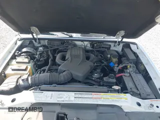 1998 Ford Explorer XL z VIN 1FMZU34E3WZA90831, wystawiony jako IAAI lot #42500120 z przebiegiem 97 799 mil mil oraz . Historia ofert i sprzedaży dostępna na DreamBid. Obrazek 10.