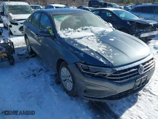 2019 Volkswagen Jetta S with VIN 3VWN57BU8KM097784, listed as a IAAI auction lot 41530396 with 141,312 mi miles. Bid and sale history available at carsss.com. Image 1.