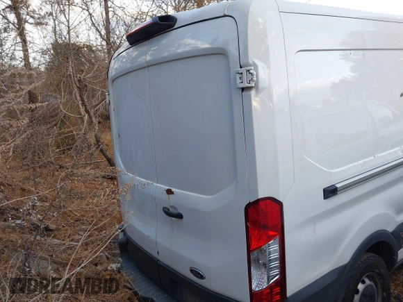 2018 Ford Transit with VIN 1FTBW2CM3JKA90543, listed as a IAAI auction lot 41439788 with 83,135 mi miles and . Bid and sale history available at DreamBid. Image 15.