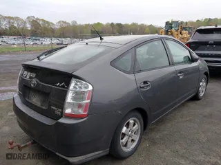 2008 Toyota Prius with VIN JTDKB20U583380058, listed as a IAAI auction lot 41883038 with 232,876 mi miles. Bid and sale history available at carsss.com. Image 4.