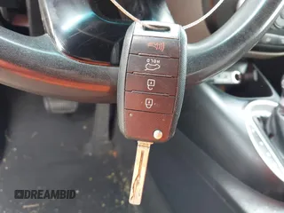 2016 Kia Soul z VIN KNDJN2A25G7823770, wystawiony jako IAAI lot #42115293 z przebiegiem 114 072 mil mil oraz . Historia ofert i sprzedaży dostępna na DreamBid. Obrazek 11.