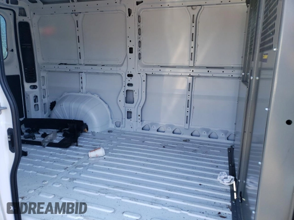 2024 Ram ProMaster Cargo with VIN 3C6LRVVG8RE145742, listed as a Copart auction lot 47424705 with 4,576 mi miles and Salvage Title. Bid and sale history available at DreamBid. Image 10.