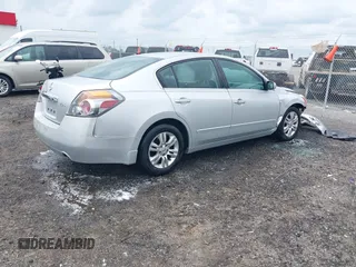 2010 Nissan Altima S z VIN 1N4AL2AP3AN491564, wystawiony jako IAAI lot #42096945 z przebiegiem 205 065 mil mil oraz . Historia ofert i sprzedaży dostępna na DreamBid. Obrazek 4.