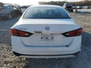 2022 Nissan Altima 2.5 S with VIN 1N4BL4BV5NN308605, listed as a Copart auction lot 82768194 with 43,016 mi miles and Salvage Title. Bid and sale history available at carsss.com. Image 6.