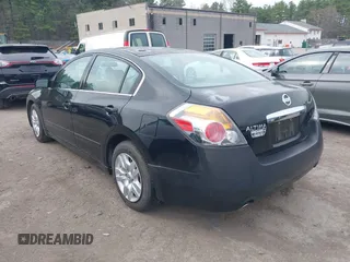 2010 Nissan Altima 2.5 S with VIN 1N4AL2APXAN520686, listed as a IAAI auction lot 42040414 with 132,794 mi miles. Bid and sale history available at carsss.com. Image 3.