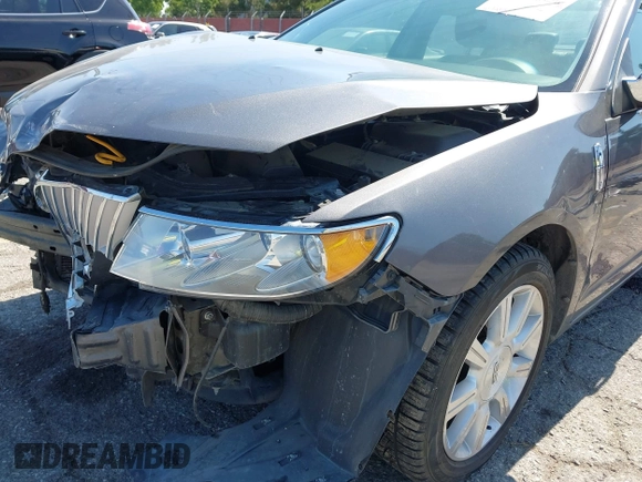 2010 Lincoln MKZ with VIN 3LNHL2GC1AR629771, listed as a IAAI auction lot 42572326 with 108,199 mi miles and . Bid and sale history available at DreamBid. Image 16.