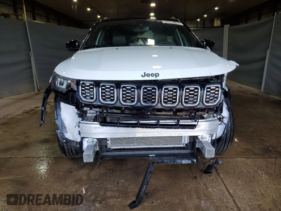 2025 Jeep Compass Limited with VIN 3C4NJDCN8ST591962, listed as a Copart auction lot 62530195 with 3,062 mi miles and Clean title. Bid and sale history available at DreamBid. Image 5.