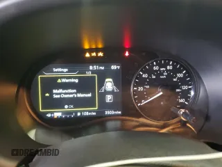 2024 Nissan Kicks SV z VIN 3N1CP5CV2RL480221, wystawiony jako Copart lot #54887565 z przebiegiem 3 503 mil mil oraz Szkoda całkowita • Salvage title. Historia ofert i sprzedaży dostępna na DreamBid. Obrazek 9.