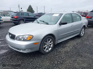 2002 Infiniti I35 Luxury with VIN JNKDA31A22T005398, listed as a IAAI auction lot 41818757 with 165,228 mi miles. Bid and sale history available at carsss.com. Image 19.