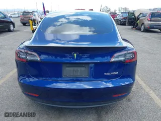 2022 Tesla Model 3 Performance with VIN 5YJ3E1EC1NF296758, listed as a IAAI auction lot 41960443 with 30,754 mi miles. Bid and sale history available at carsss.com. Image 16.