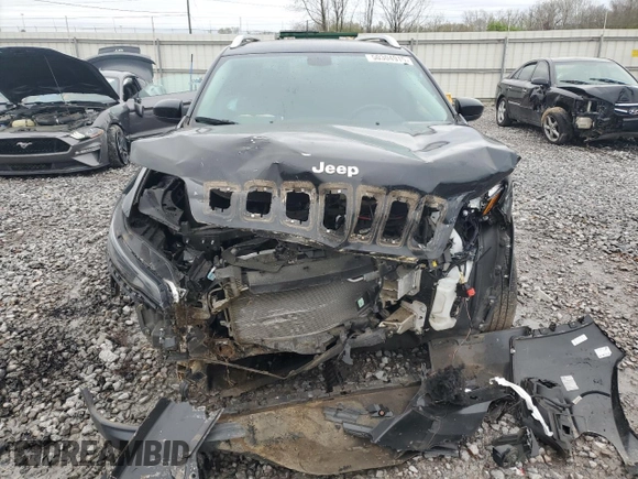 2020 Jeep Cherokee Latitude with VIN 1C4PJLCX3LD503427, listed as a Copart auction lot 50304915 with 29,541 mi miles and Salvage title. Bid and sale history available at DreamBid. Image 5.