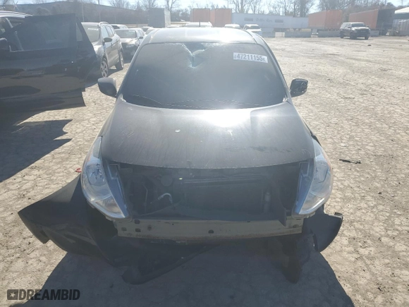 2015 Nissan Versa SV with VIN 3N1CN7AP8FL921710, listed as a Copart auction lot 47211155 with 175,697 mi miles and Salvage Title. Bid and sale history available at carsss.com. Image 5.