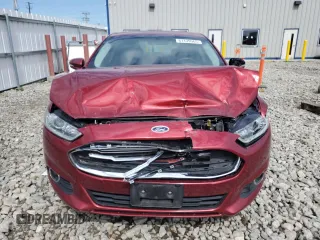 2016 Ford Fusion SE with VIN 3FA6P0T99GR181714, listed as a Copart auction lot 61139965 with 176,836 mi miles and Non repairable. Bid and sale history available at DreamBid. Image 5.