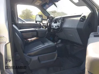 2016 Ford F-250 Lariat z VIN 1FT7W2BT1GEA43257, wystawiony jako IAAI lot #40519846 z przebiegiem 105 264 mil mil oraz . Historia ofert i sprzedaży dostępna na DreamBid. Obrazek 5.