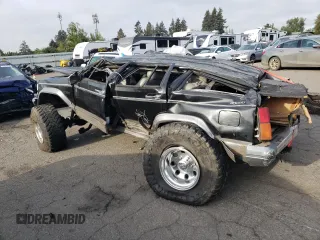 1996 Jeep Cherokee Country with VIN 1J4FJ78S9TL240411, listed as a Copart auction lot 75714034 with 247,274 mi miles and Non Repairable. Bid and sale history available at carsss.com. Image 2.