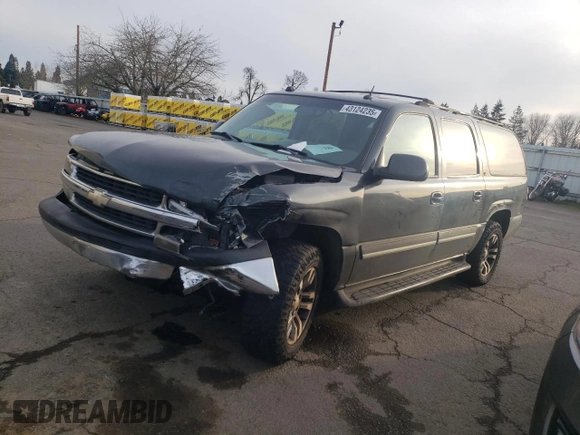 2004 Chevrolet Suburban LT with VIN 3GNEC16T34G337436, listed as a Copart auction lot 43124235 with 233,453 mi miles and Salvage Title. Bid and sale history available at carsss.com. Image 1.