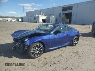2023 Toyota 86 z VIN JF1ZNBC16P8766289, wystawiony jako Copart lot #53618495 z przebiegiem 13 951 mil mil oraz Szkody całkowita. Historia ofert i sprzedaży dostępna na DreamBid. Obrazek 1.