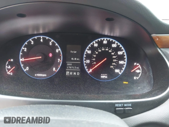 2007 Hyundai Azera SE z VIN KMHFC46F67A244191, wystawiony jako IAAI lot #42273775 z przebiegiem 178 713 mil mil oraz . Historia ofert i sprzedaży dostępna na DreamBid. Obrazek 7.