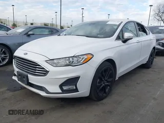 2019 Ford Fusion SE with VIN 3FA6P0HD7KR200699, listed as a IAAI auction lot 41686546 with 89,715 mi miles. Bid and sale history available at carsss.com. Image 17.