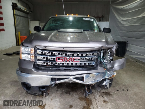2012 GMC Sierra 2500HD SLE with VIN 1GT120CGXCF180421, listed as a Copart auction lot 56221405 with 62,006 mi miles and Salvage title. Bid and sale history available at DreamBid. Image 5.