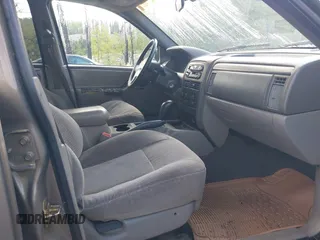 2001 Jeep Grand Cherokee Laredo с VIN 1J4GX48S41C628774, выставлен на аукционе IAAI как лот 42025584 с пробегом Не указан миль и . История ставок и продаж доступна на DreamBid. Изображение 5.