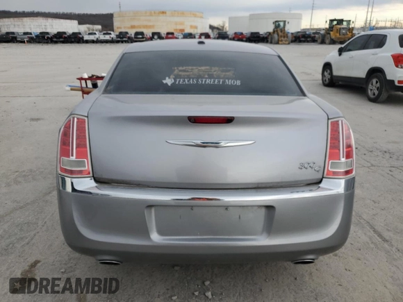 2014 Chrysler 300 with VIN 2C3CCAET7EH117675, listed as a Copart auction lot 89164525 with 93,133 mi miles and Clean Title. Bid and sale history available at carsss.com. Image 6.