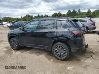 2023 Jeep Compass (RED) Edition z VIN 3C4NJDCNXPT543256, wystawiony jako Copart lot #57325345 z przebiegiem 21 195 mil mil oraz Szkoda całkowita • Salvage title. Historia ofert i sprzedaży dostępna na DreamBid. Obrazek 2.