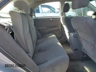 2005 Toyota Camry STD z VIN 4T1BE32KX5U540557, wystawiony jako Copart lot #50408435 z przebiegiem 268 848 mil mil oraz Szkoda całkowita • Salvage title. Historia ofert i sprzedaży dostępna na DreamBid. Obrazek 10.
