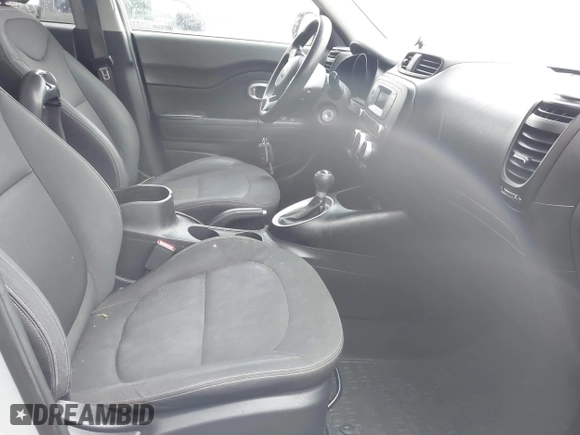 2014 Kia Soul with VIN KNDJN2A22E7730265, listed as a IAAI auction lot 41979019 with 177,608 mi miles. Bid and sale history available at carsss.com. Image 5.