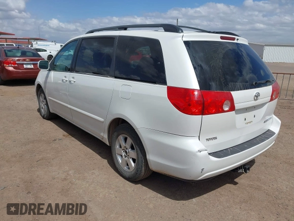 2009 Toyota Sienna XLE with VIN 5TDZK22C59S266936, listed as a IAAI auction lot 41954371 with 272,039 mi miles and . Bid and sale history available at carsss.com. Image 3.