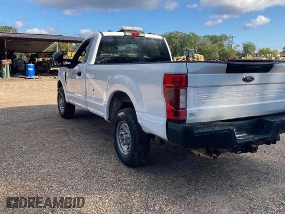 2021 Ford F-350 XL with VIN 1FTRF3A64MEE16457, listed as a Copart auction lot 80541904 with 254,389 mi miles and Clean title. Bid and sale history available at DreamBid. Image 3.