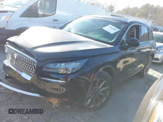 2020 Lincoln Corsair Standard z VIN 5LMCJ1C96LUL23436, wystawiony jako IAAI lot #41660834 z przebiegiem 72 831 mil mil oraz . Historia ofert i sprzedaży dostępna na DreamBid. Obrazek 2.