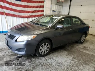 2010 Toyota Corolla z VIN JTDBU4EE2A9099572, wystawiony jako Copart lot #62947645 z przebiegiem 201 525 mil mil oraz Czysty tytuł • Clean title. Historia ofert i sprzedaży dostępna na DreamBid. Obrazek 1.