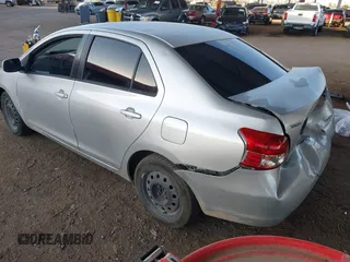 2007 Toyota Yaris with VIN JTDBT923271012408, listed as a IAAI auction lot 41987380 with 202,274 mi miles. Bid and sale history available at carsss.com. Image 3.