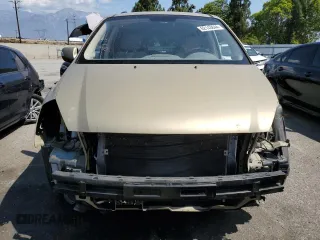 2011 Kia Sedona LX with VIN KNDMG4C75B6372298, listed as a Copart auction lot 62143844 with 180,287 mi miles and Salvage Title. Bid and sale history available at carsss.com. Image 5.