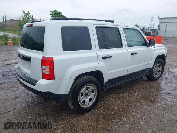 2016 Jeep Patriot Sport with VIN 1C4NJPBA0GD679272, listed as a IAAI auction lot 42368005 with 130,502 mi miles and . Bid and sale history available at DreamBid. Image 4.