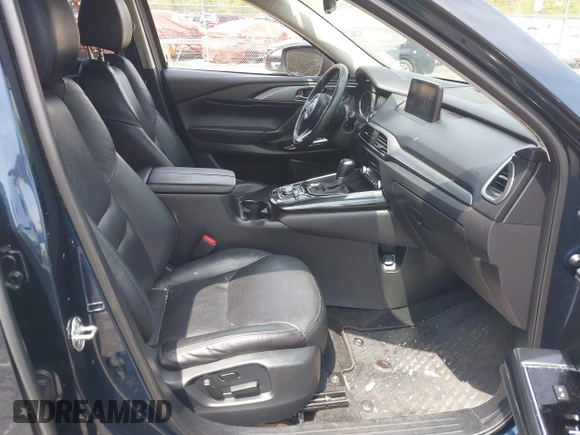 2019 Mazda CX-9 Touring z VIN JM3TCBCY6K0331905, wystawiony jako IAAI lot #42157842 z przebiegiem 84 211 mil mil oraz . Historia ofert i sprzedaży dostępna na DreamBid. Obrazek 5.
