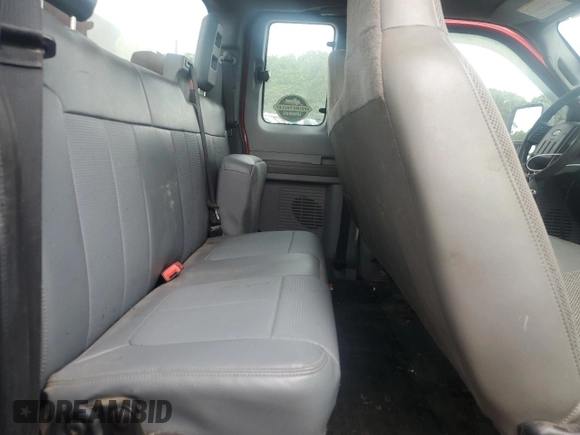 2013 Ford F-350 with VIN 1FD8X3F60DEB00261, listed as a Copart auction lot 57975365 with 221,878 mi miles and Salvage title. Bid and sale history available at DreamBid. Image 10.