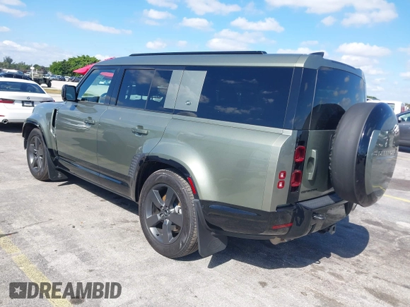 2024 Land Rover Defender X-Dynamic SE с VIN SALE2FEU8R2320398, выставлен на аукционе IAAI как лот 41513491 с пробегом 9 082 миль миль и . История ставок и продаж доступна на DreamBid. Изображение 3.