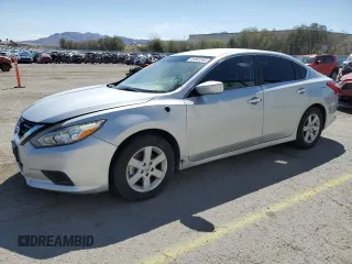 2017 Nissan Altima SR z VIN 1N4AL3APXHN306345, wystawiony jako Copart lot #51801545 z przebiegiem Nie podano mil oraz Nie do naprawy • Non repairable. Historia ofert i sprzedaży dostępna na DreamBid. Obrazek 1.