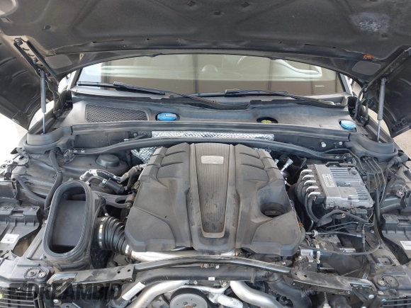 2022 Porsche Macan S z VIN WP1AG2A53NLB21910, wystawiony jako IAAI lot #41913844 z przebiegiem 70 747 mil mil oraz . Historia ofert i sprzedaży dostępna na DreamBid. Obrazek 10.